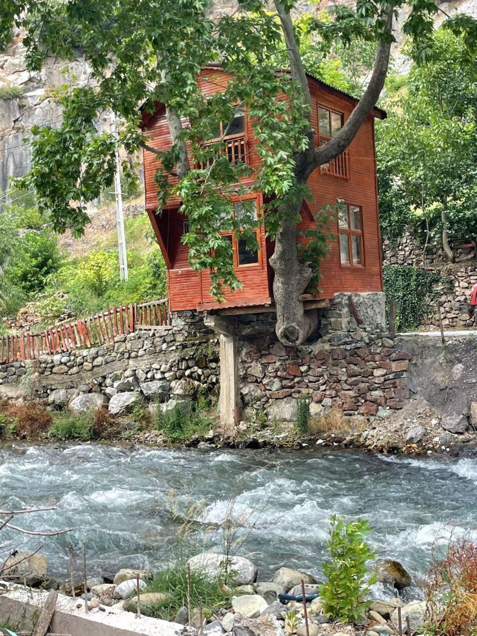Kapuzbasi Selalesi Bastuerk Dinlenme Tesisleri Hotel Büyükçakır Екстериор снимка